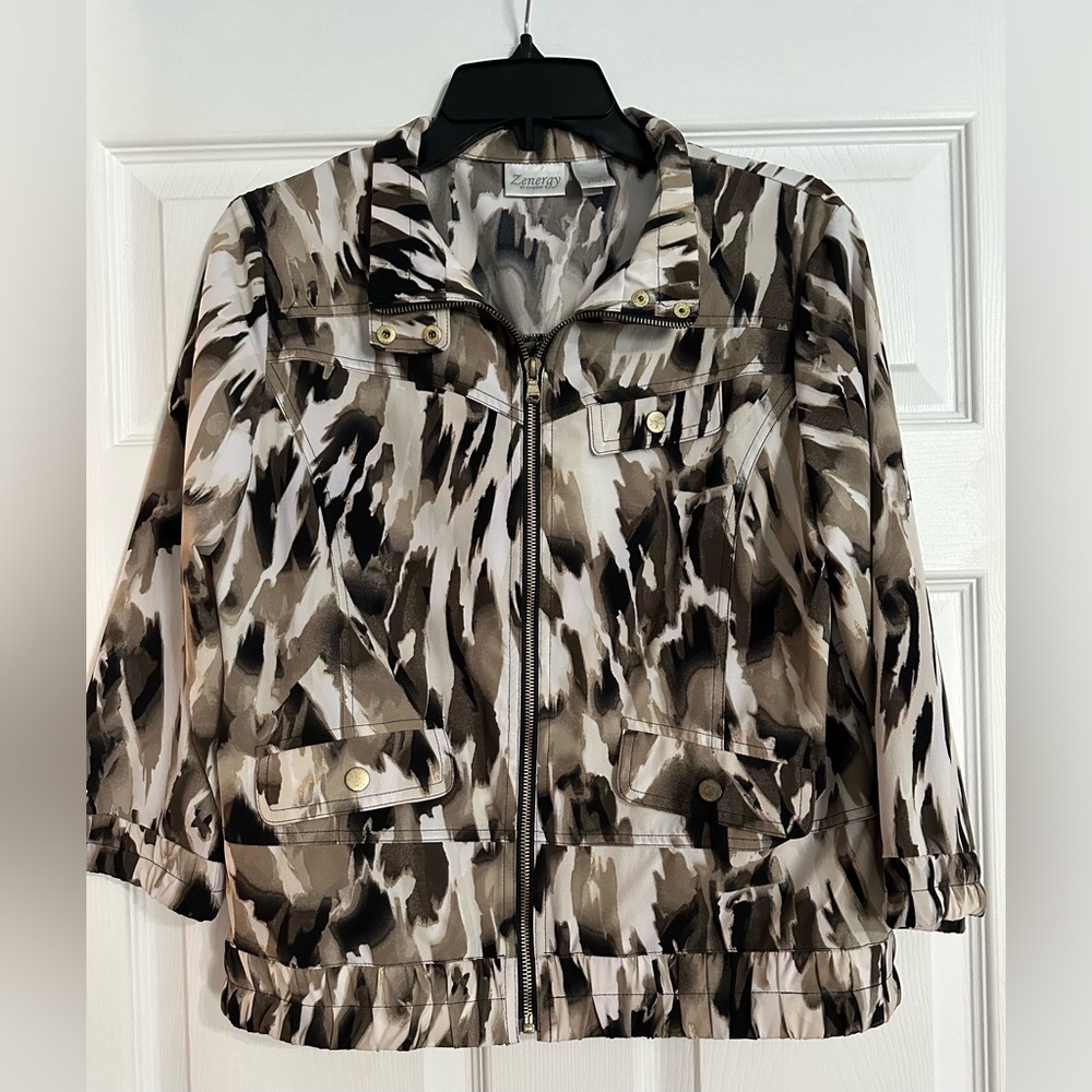Chico's Zenergy line 3/4 length sleeve jacket in Cream Tan Black -Size Chicos 0